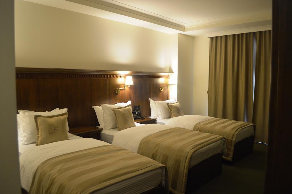 Hotel Garden Prishtinë Ngoại thất bức ảnh