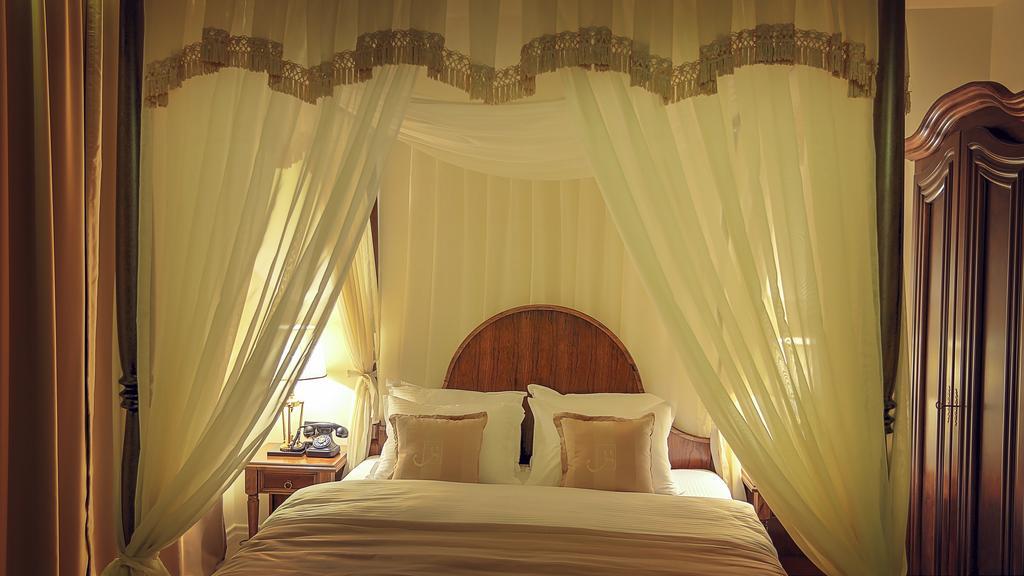 Hotel Garden Prishtinë Ngoại thất bức ảnh