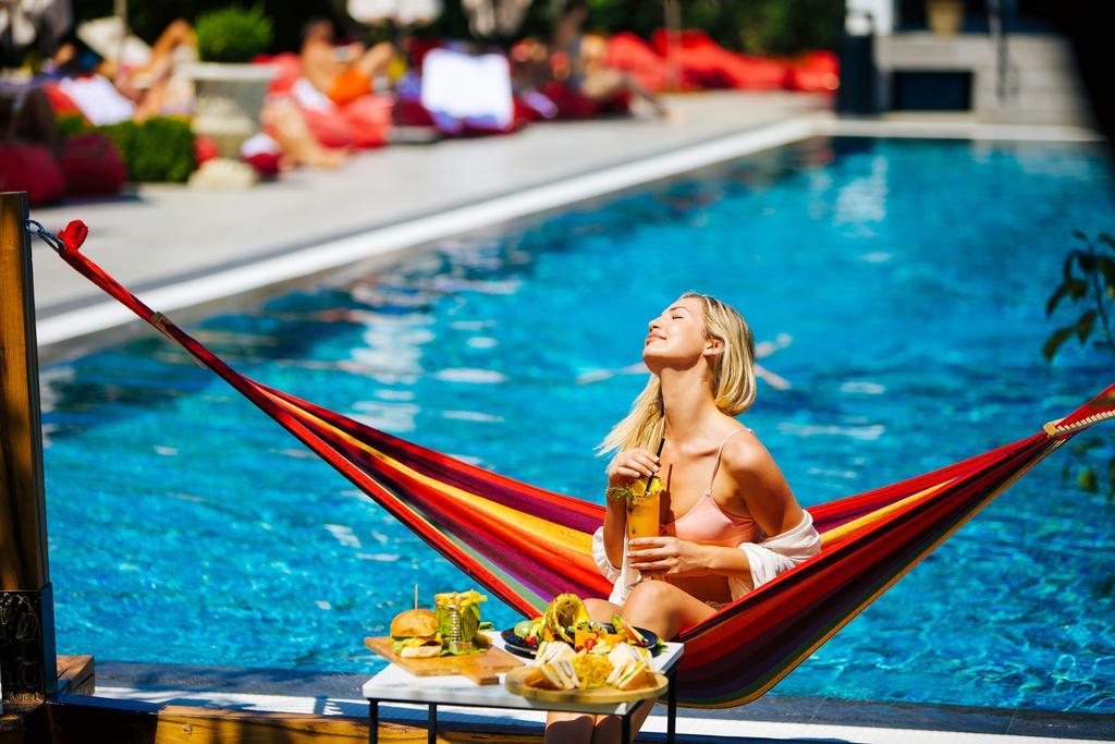 Hotel Garden Prishtinë Ngoại thất bức ảnh